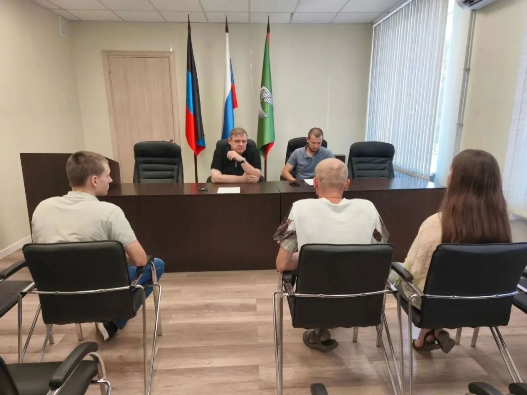 Представитель Общественного совета посетил встречу горловчан с заместителем главы города Представитель Общественного совета посетил встречу горловчан с заместителем главы города