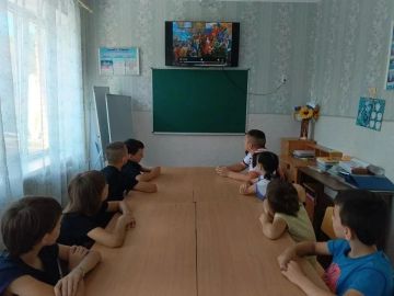 В Социально-реабилитационном центре для несовершеннолетних прошел урок патриотизма