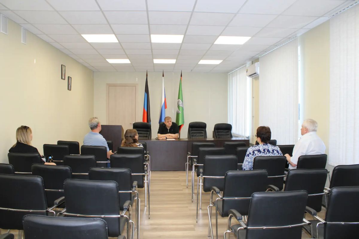 Состоялась встреча руководства администрации городского округа Горловка с трудовым коллективом Состоялась встреча руководства администрации городского округа Горловка с трудовым коллективом
