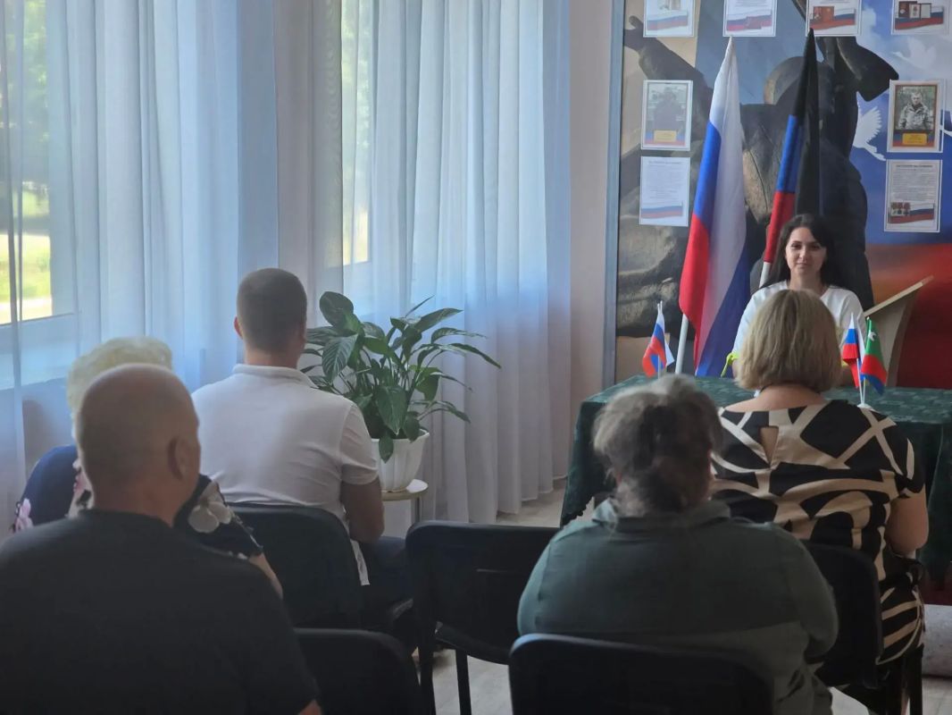 Сегодня, 25 августа, состоялось мероприятие совместно с администрацией городского округа Горловка и председателями ТОС муниципального образования городского округа Горловка, в ходе которого обсуждался вопрос создания... Сегодня, 25 августа, состоялось мероприятие совместно с администрацией городского округа Горловка и председателями ТОС муниципального образования городского округа Горловка, в ходе которого обсуждался вопрос создания...
