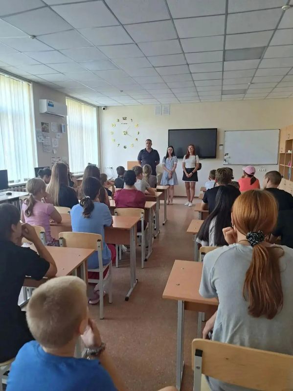 Стражи правопорядка ведут профилактическую работу Стражи правопорядка ведут профилактическую работу