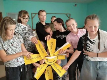 Новокузнецк и Горловка провели детский телемост