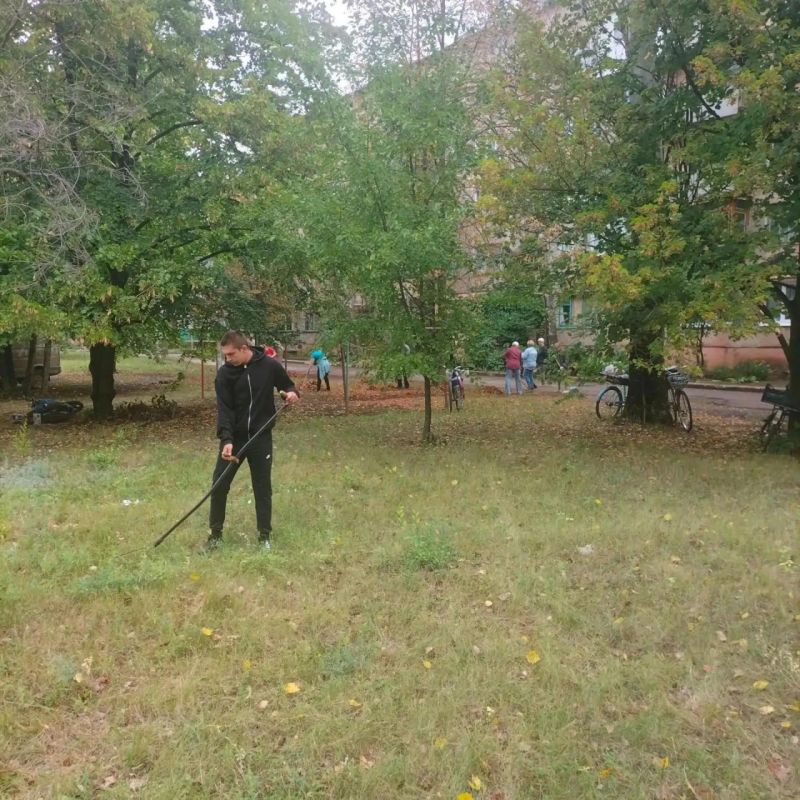 Иван Приходько: Уважаемые жители Горловки! Представляю вам еженедельный отчет о деятельности Горловского филиала единого регионального фонда по управлению многоквартирными домами на территории Донецкой Народной Республики Иван Приходько: Уважаемые жители Горловки! Представляю вам еженедельный отчет о деятельности Горловского филиала единого регионального фонда по управлению многоквартирными домами на территории Донецкой Народной Республики