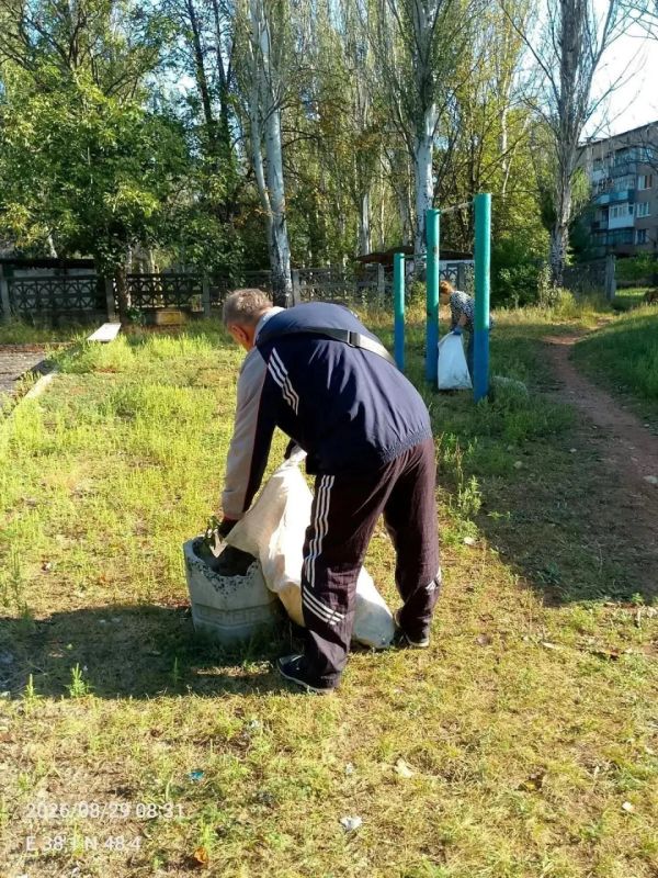 Иван Приходько: Уважаемые жители Горловки! Представляю вам еженедельный отчет о деятельности Горловского филиала единого регионального фонда по управлению многоквартирными домами на территории Донецкой Народной Республики Иван Приходько: Уважаемые жители Горловки! Представляю вам еженедельный отчет о деятельности Горловского филиала единого регионального фонда по управлению многоквартирными домами на территории Донецкой Народной Республики