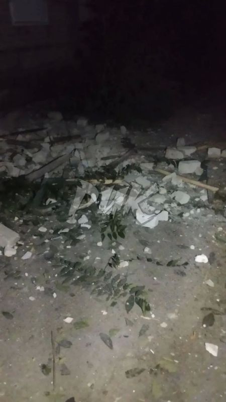 В результате удара дрона ВСУ в Центрально-Городском районе Горловки повреждён многоквартирный дом В результате удара дрона ВСУ в Центрально-Городском районе Горловки повреждён многоквартирный дом