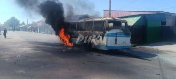 Иван Приходько: Вследствие атаки дрона ВФУ в Никитовском районе Горловки полностью уничтожен пассажирский автобус