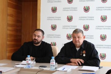 Иван Приходько: Сегодня под моим председательством состоялось третье заседание Координационного совета по взаимодействию с местным отделением Общероссийского общественно-государственного движения детей и молодежи «Движение...