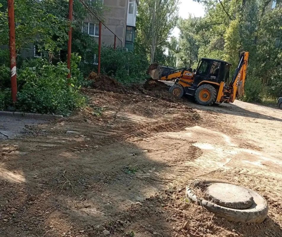 Объединёнными усилиями специалистов ГУП ДНР «Вода Донбасса» и аварийно-восстановительных бригад из Кузбасса продолжается работа по обеспечению стабильного функционирования систем водоснабжения и водоотведения Горловки Объединёнными усилиями специалистов ГУП ДНР «Вода Донбасса» и аварийно-восстановительных бригад из Кузбасса продолжается работа по обеспечению стабильного функционирования систем водоснабжения и водоотведения Горловки