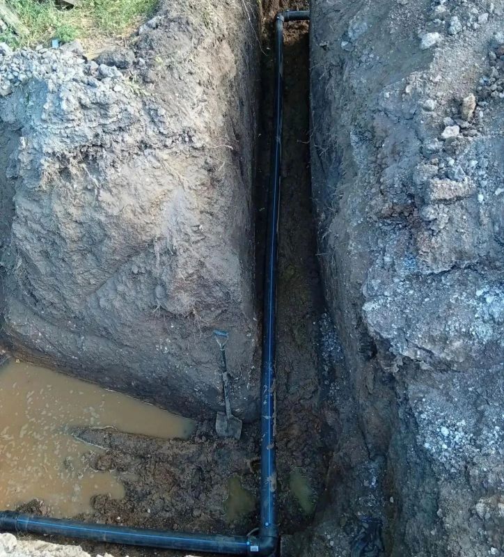 Объединёнными усилиями специалистов ГУП ДНР «Вода Донбасса» и аварийно-восстановительных бригад из Кузбасса продолжается работа по обеспечению стабильного функционирования систем водоснабжения и водоотведения Горловки Объединёнными усилиями специалистов ГУП ДНР «Вода Донбасса» и аварийно-восстановительных бригад из Кузбасса продолжается работа по обеспечению стабильного функционирования систем водоснабжения и водоотведения Горловки