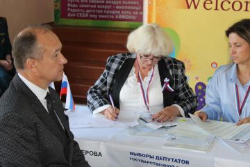 Заместитель главы администрации городского округа Горловка Игорь Горбатов принял участие в выборах депутатов Государственной Думы Российской Федерации