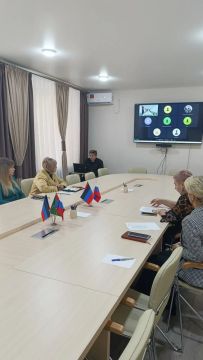 Роман Конев: 29 сентября 2026 года в рамках реализации партийного проекта «Единой России» «Предпринимательство» состоялось рабочее совещание по вопросам соблюдения законодательства в сфере торговли с участием заместителей...