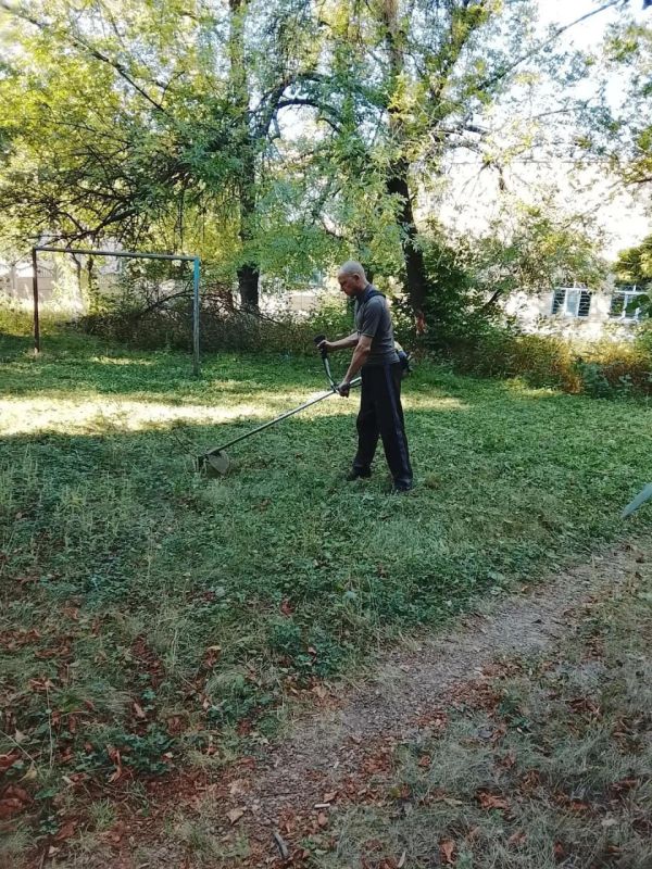 Иван Приходько: Уважаемые жители Горловки! Представляю вам еженедельный отчет о деятельности Горловского филиала единого регионального фонда по управлению многоквартирными домами на территории Донецкой Народной Республики Иван Приходько: Уважаемые жители Горловки! Представляю вам еженедельный отчет о деятельности Горловского филиала единого регионального фонда по управлению многоквартирными домами на территории Донецкой Народной Республики