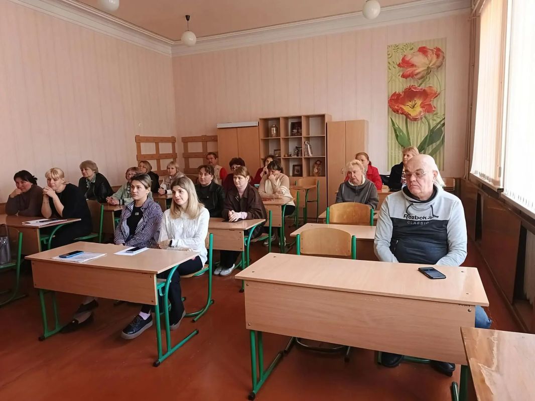 Состоялась встреча руководства администрации городского округа Горловка с трудовым коллективом Состоялась встреча руководства администрации городского округа Горловка с трудовым коллективом
