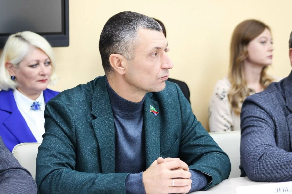 Роман Конев: 23 октября 2026 года провёл семьдесят первое очередное заседание Горловского городского совета Донецкой Народной Республики первого созыва Роман Конев: 23 октября 2026 года провёл семьдесят первое очередное заседание Горловского городского совета Донецкой Народной Республики первого созыва