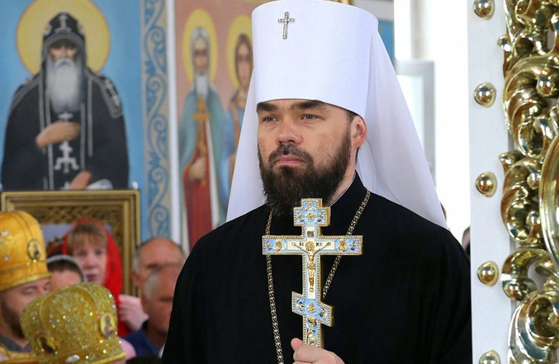 Иван Приходько: Ваше Высокопреосвященство, уважаемый Владыка! От имени жителей Горловки и от себя лично позвольте преподнести Вам самые теплые поздравления и выразить безграничную признательность по случаю Вашего дня рождения